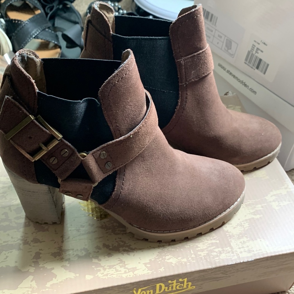 Von Dutch black & brown booties. Sz 7.5 LIKE NEW